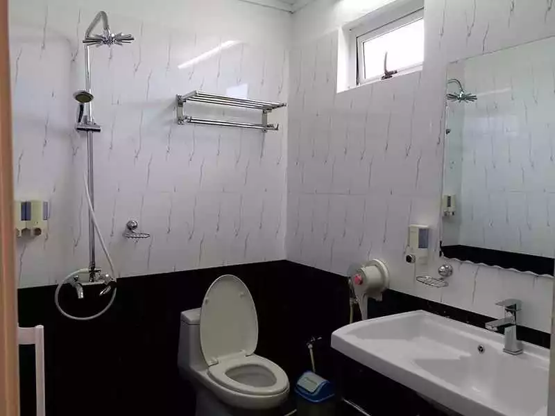 Pictures of Bathroom at Le LuXiA