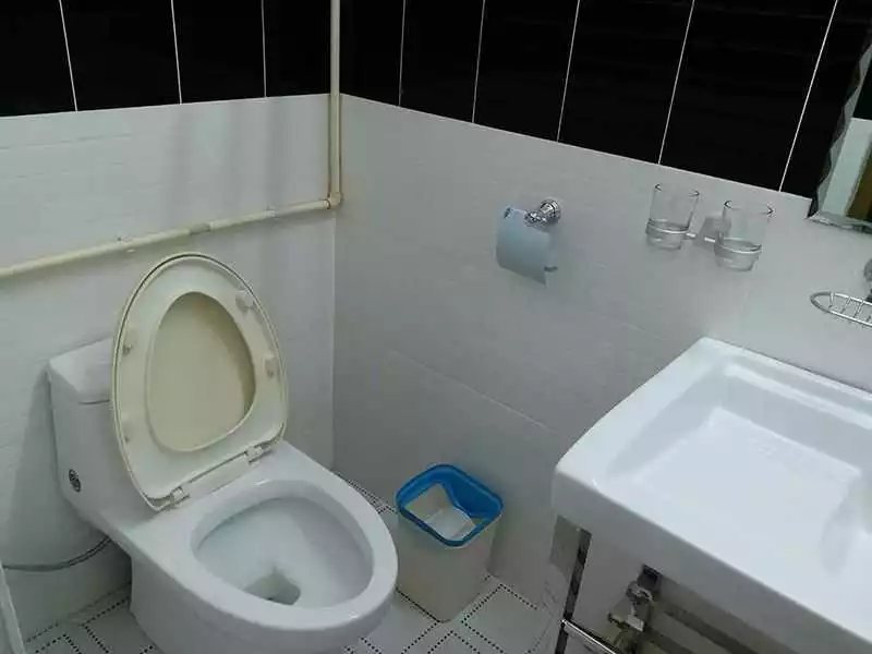 Pictures of Bathroom at Le LuXiA