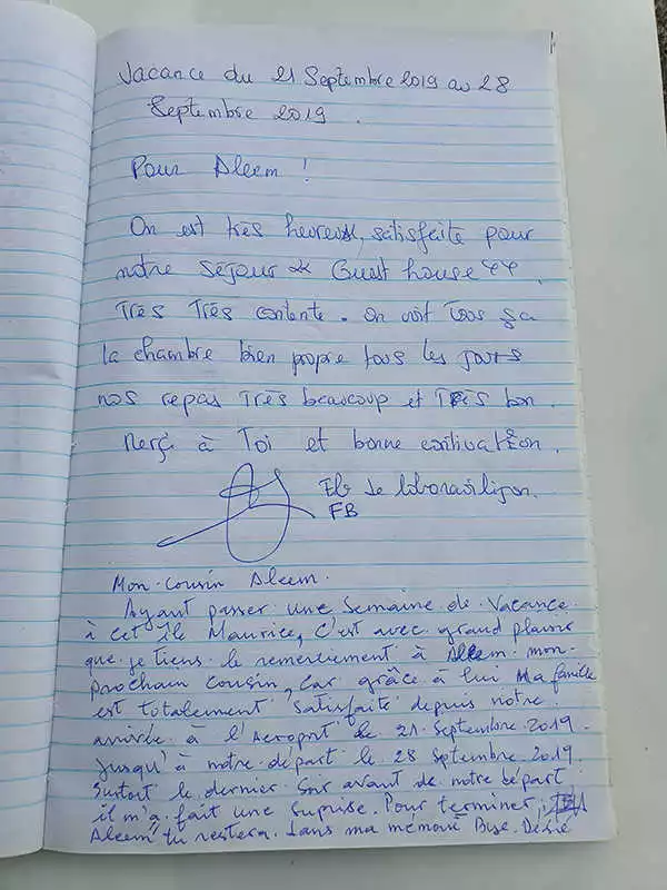 Visitors Book of Le LuXiA