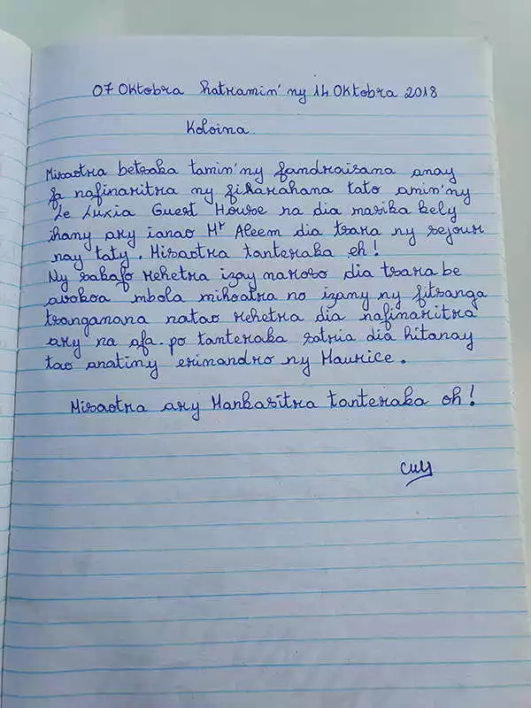 Visitors Book of Le LuXiA