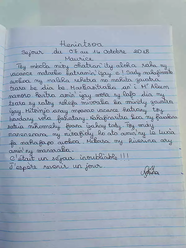 Visitors Book of Le LuXiA