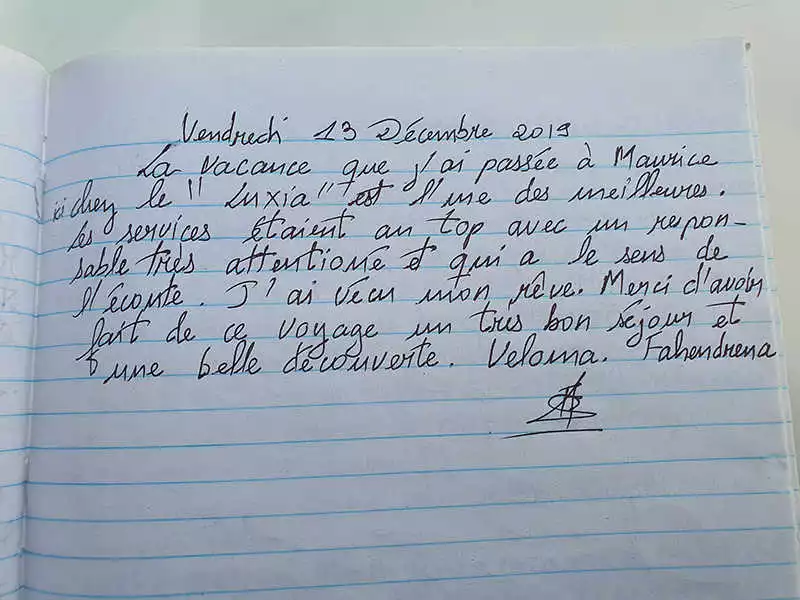 Visitors Book of Le LuXiA